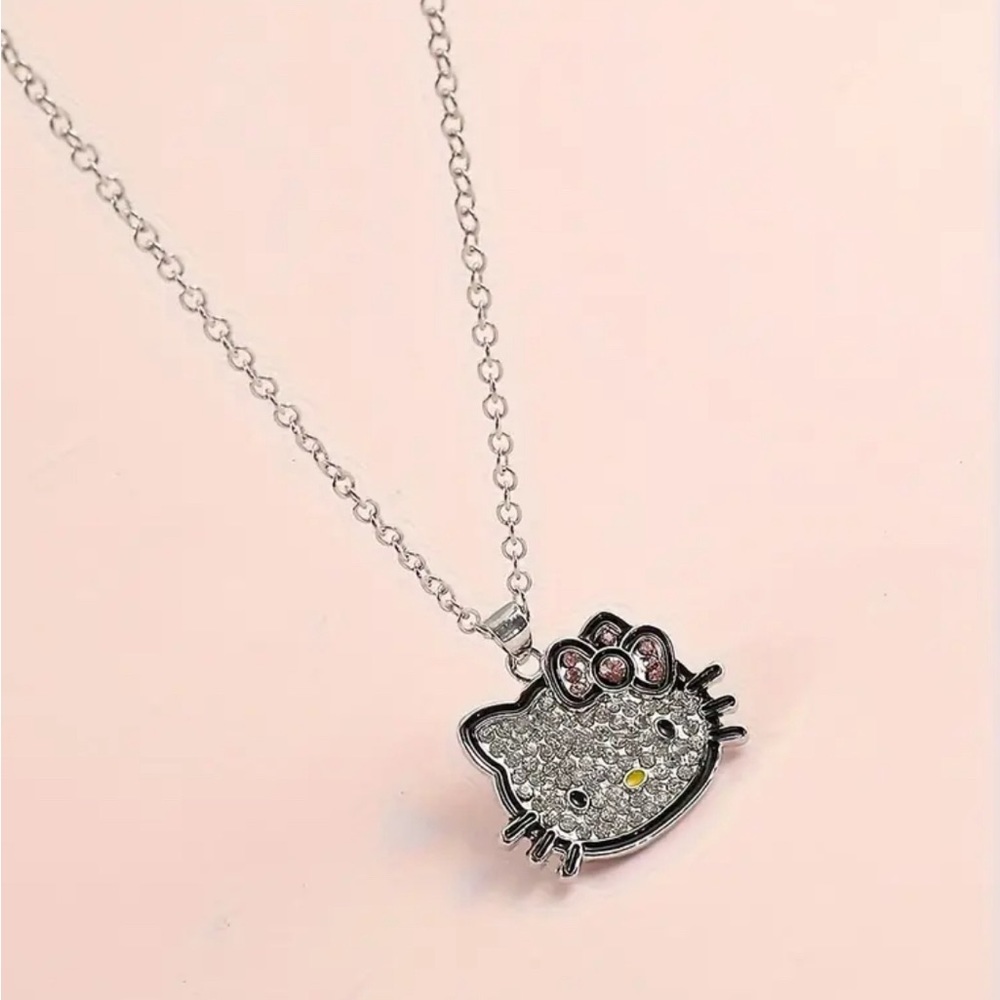 Hello Kitty Charm Pendant Crystal Necklace, New in Package - Picture 3 of 6